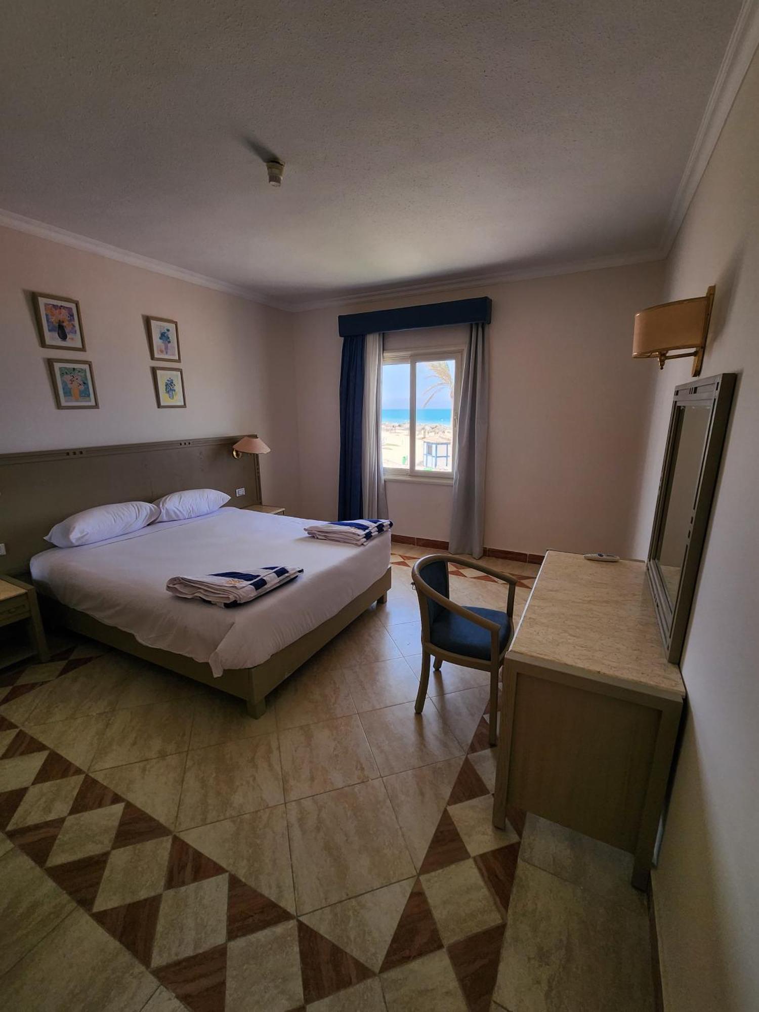 Royal Beach Resort Ras Sedr Room photo